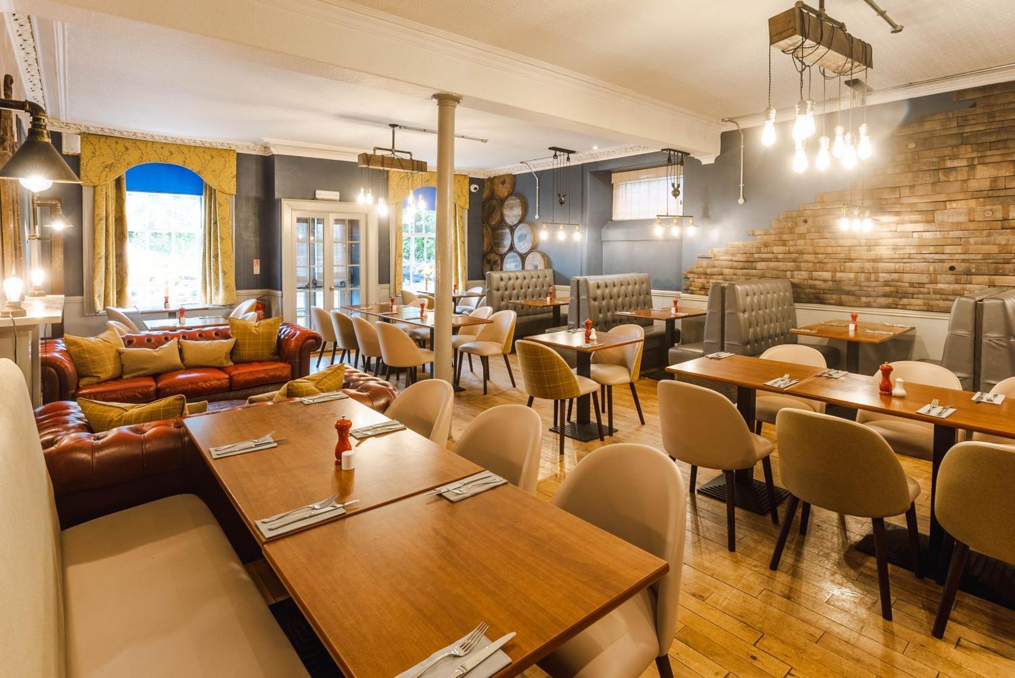 Traquair Arms Hotel Innerleithen Eksteriør billede