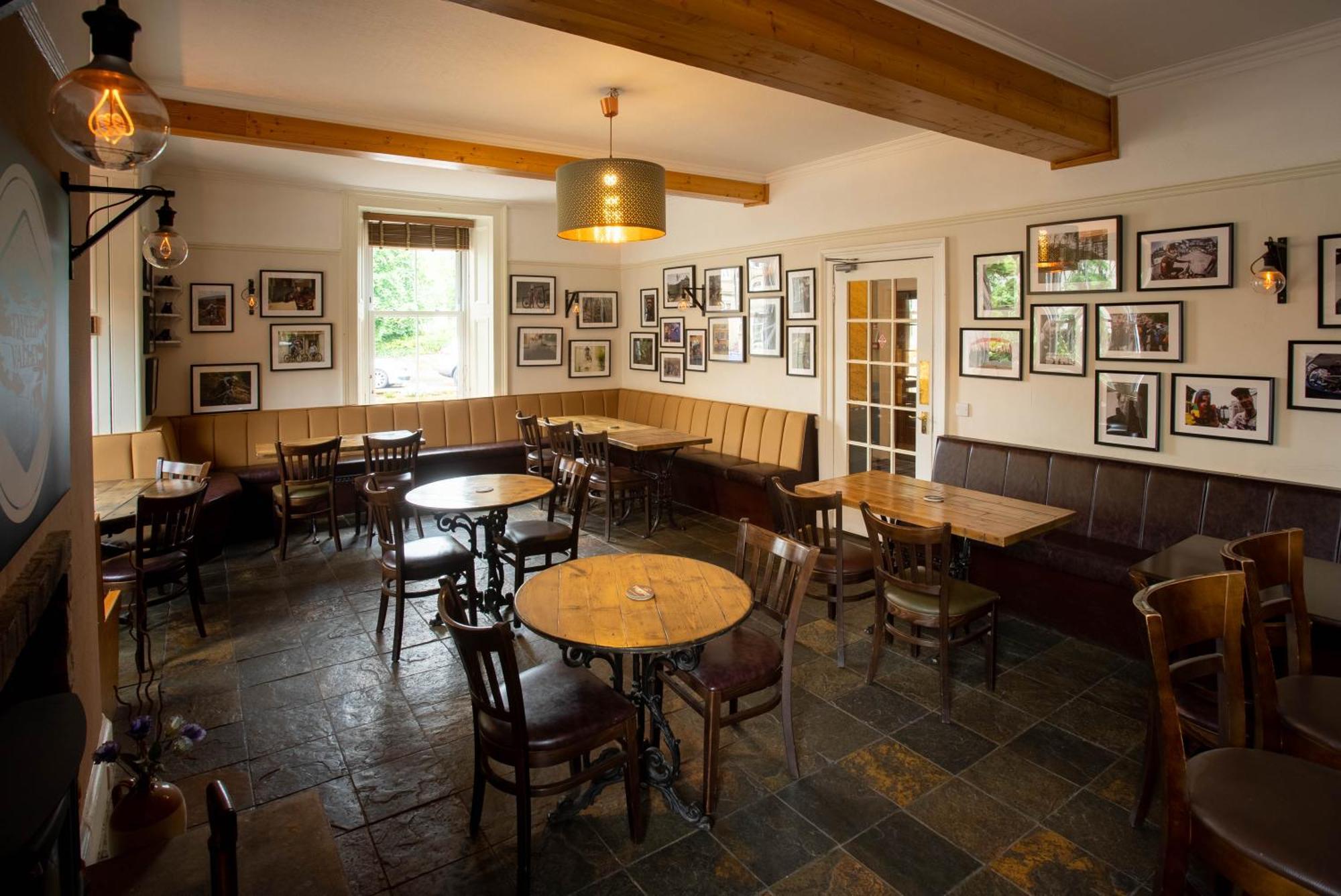 Traquair Arms Hotel Innerleithen Eksteriør billede